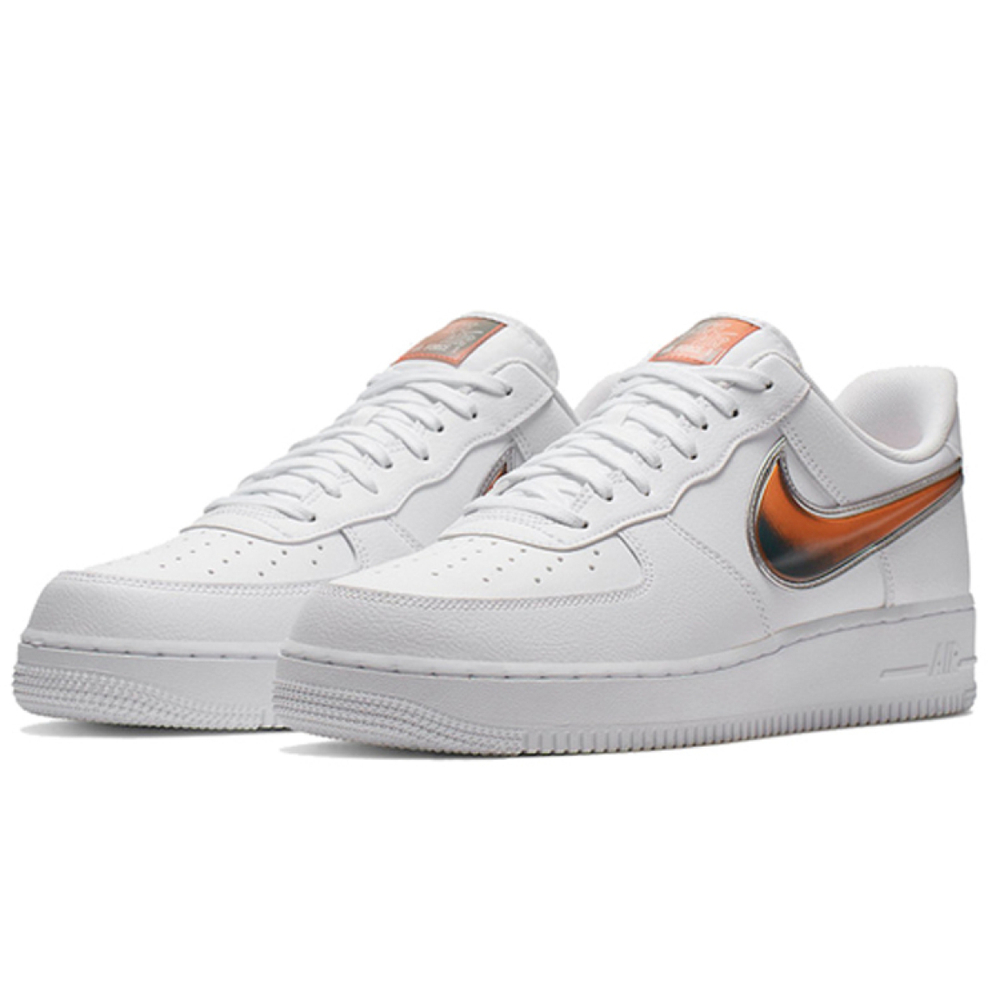 Nike Air Force 1 07 LV8