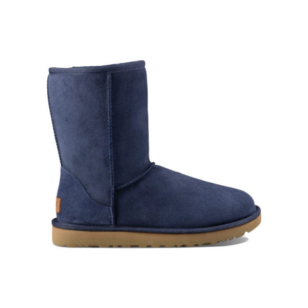 UGG CLASSIC SHORT II Boot