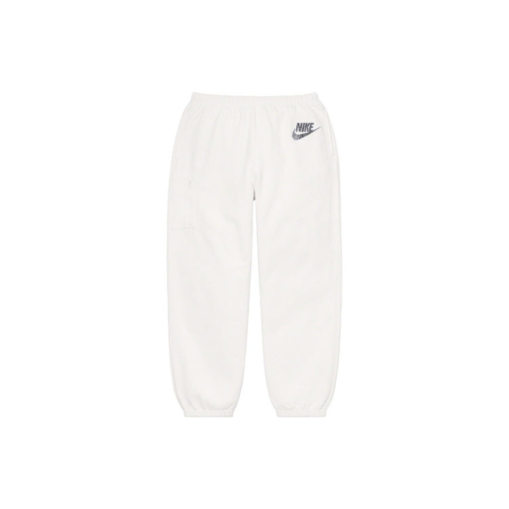 Supreme SS21 Week 3 x Nike Cargo Sweatpant Logo
