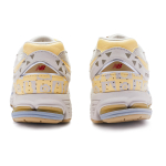 【 】 New Balance NB 2002R