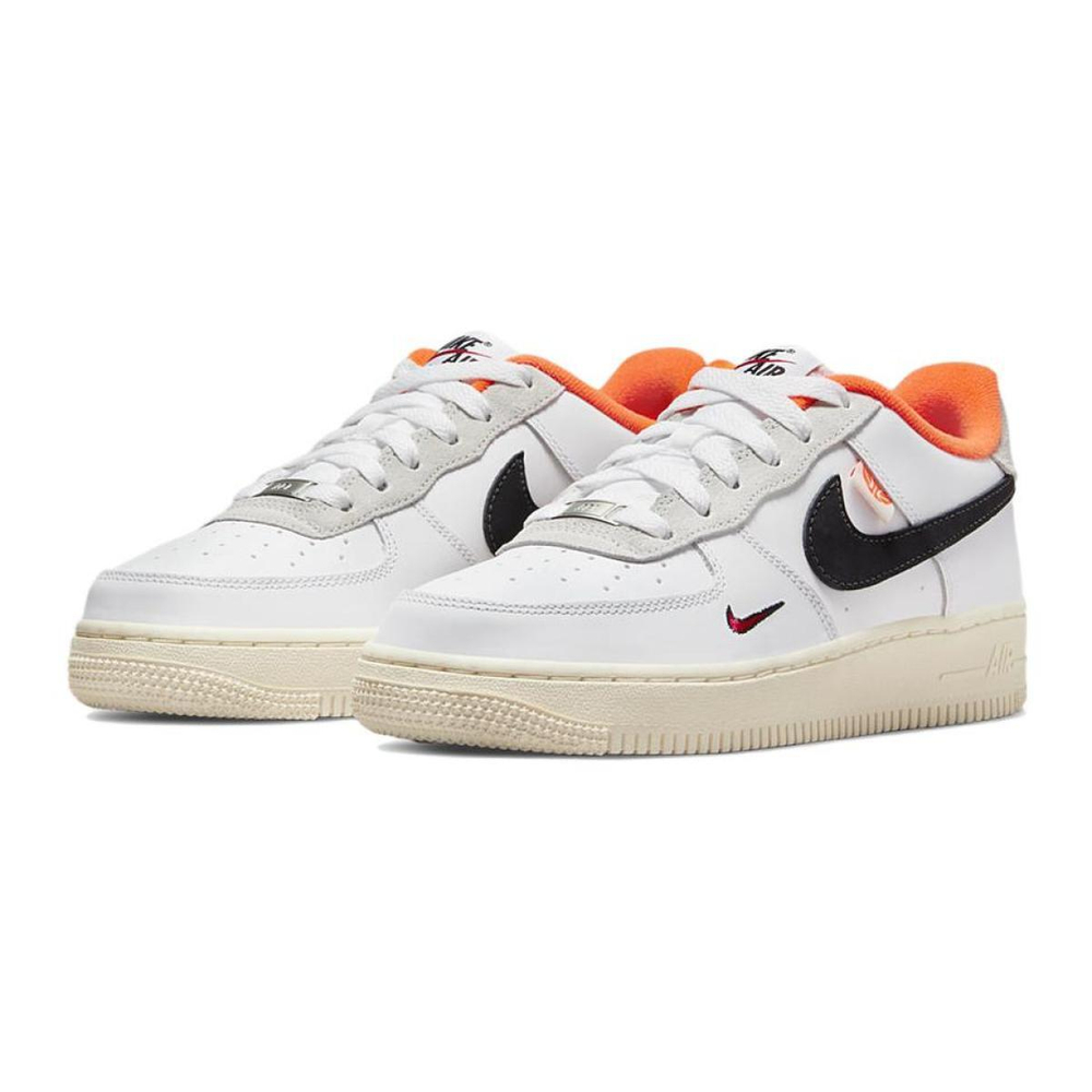 Nike Air Force 1 Nike Hoops