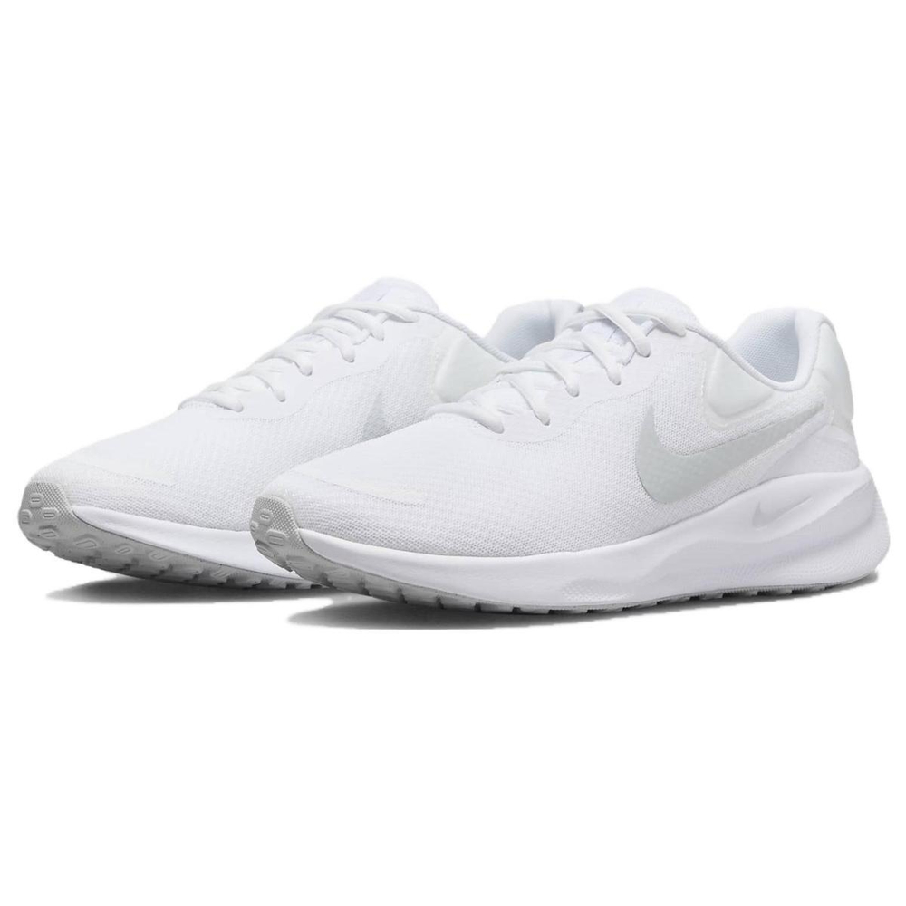 Nike REVOLUTION 7