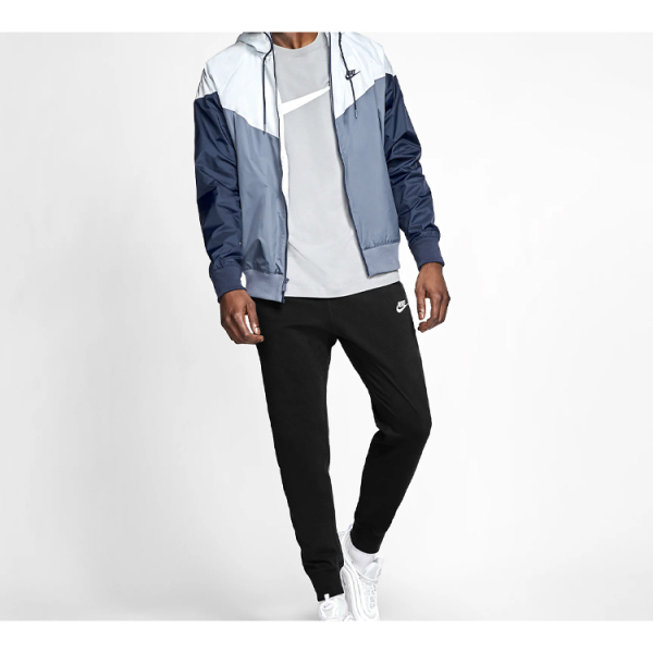 Nike Sportswear Club