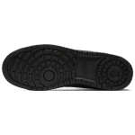 Nike Court Borough Mid
