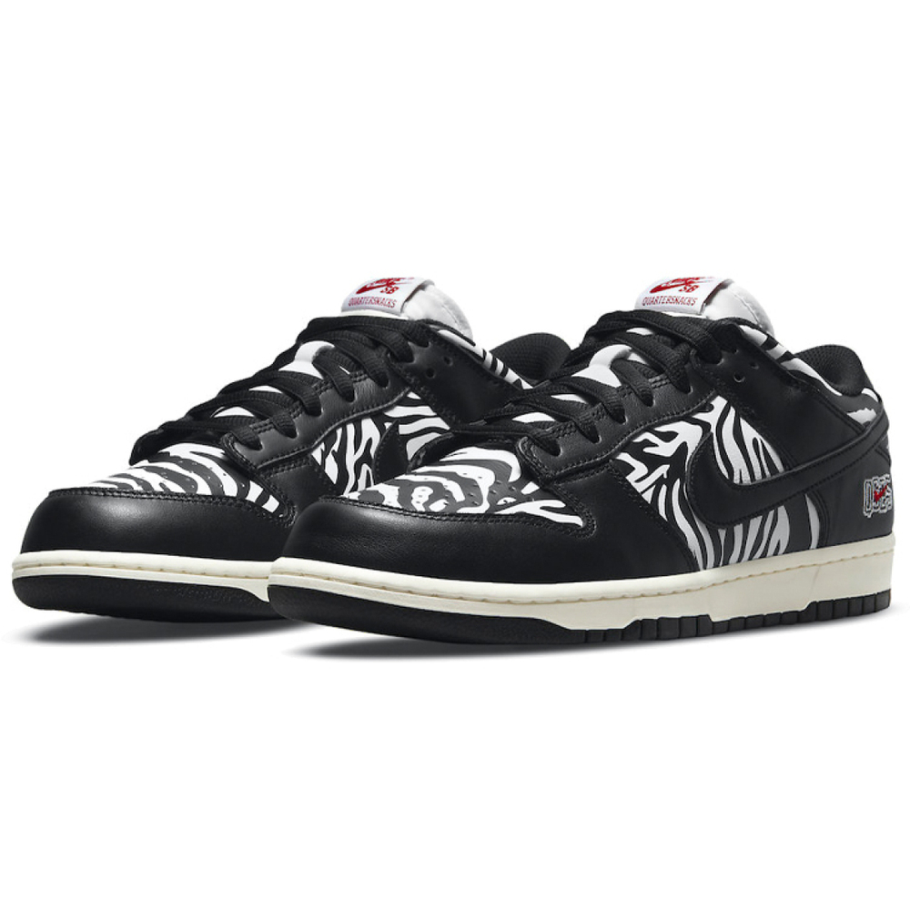 Nike Dunk SB Zebra