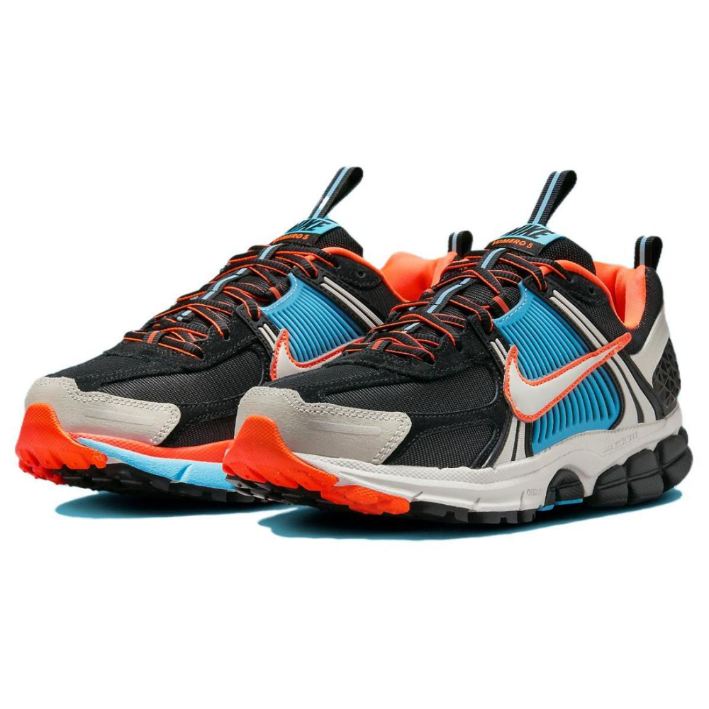 Nike Air Zoom Vomero 5