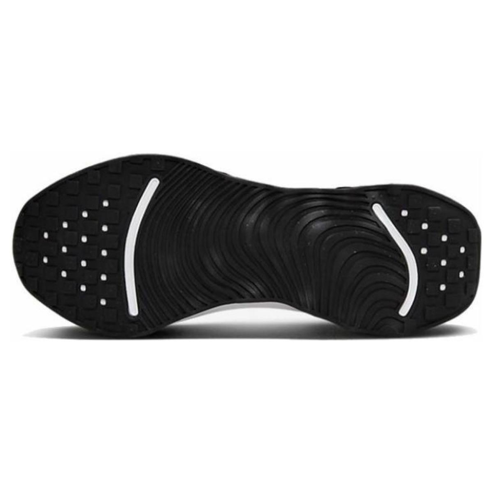 Nike Motiva