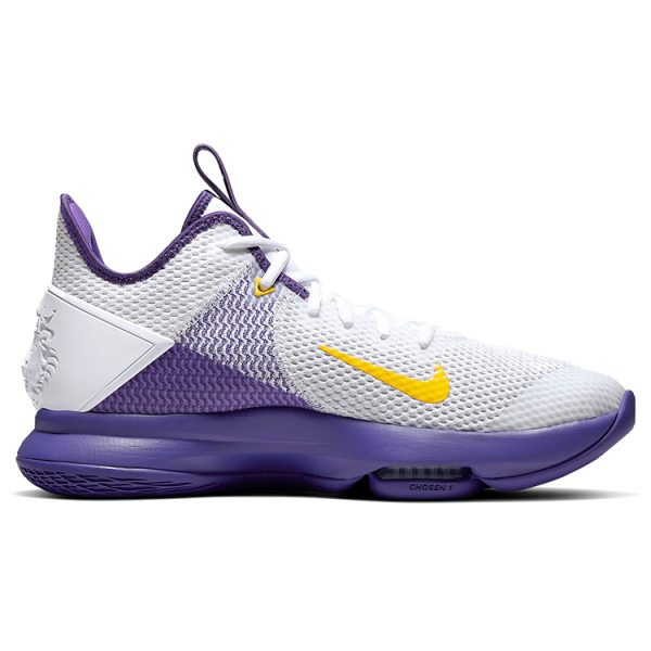 Nike Witness 4