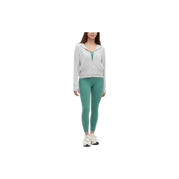 UNIQLO/