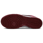 Nike Dunk next nature "gym red"