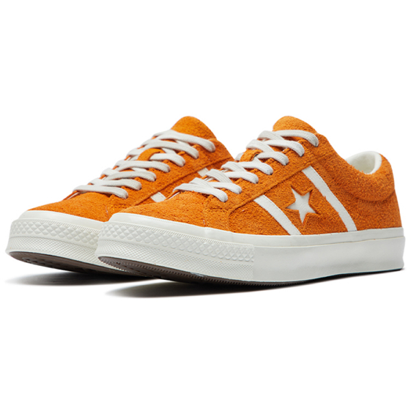Converse One Star Academy