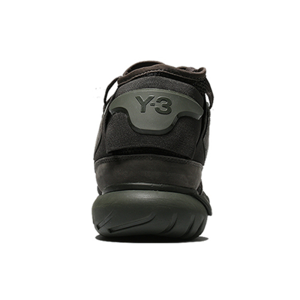 Y-3 Qasa