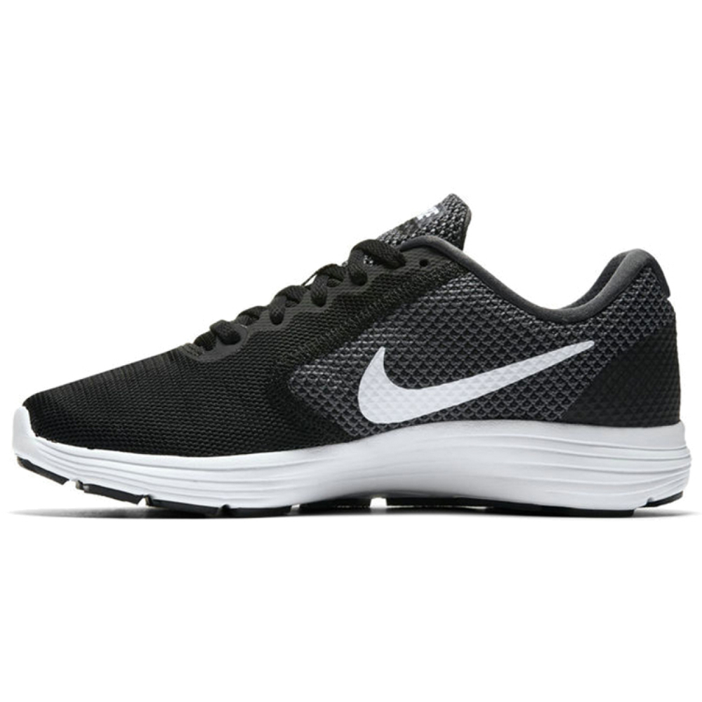 Nike REVOLUTION 3