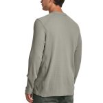Under Armour T