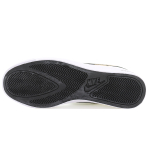 【 】 Nike Court Royale