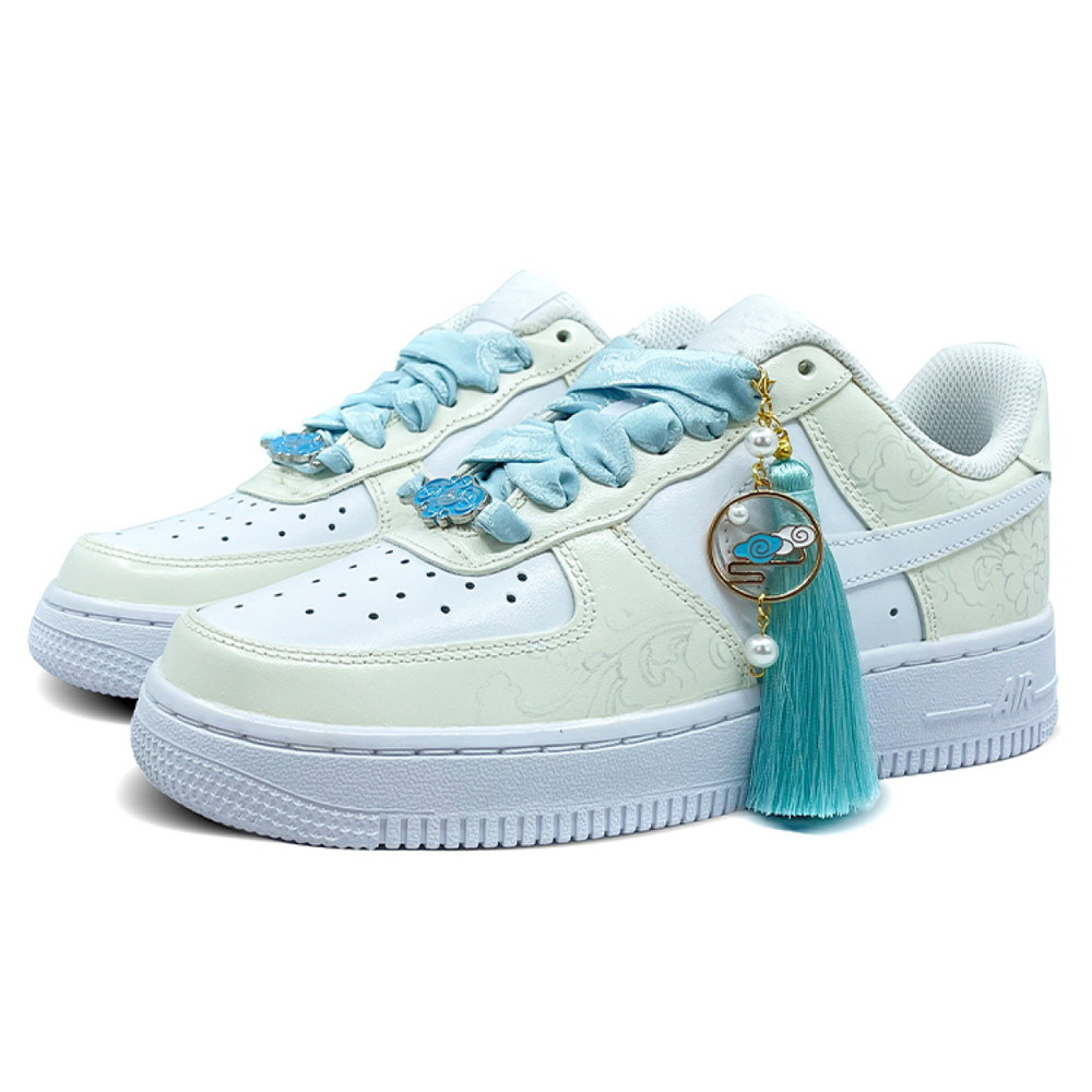【 】 Nike Air Force 1
