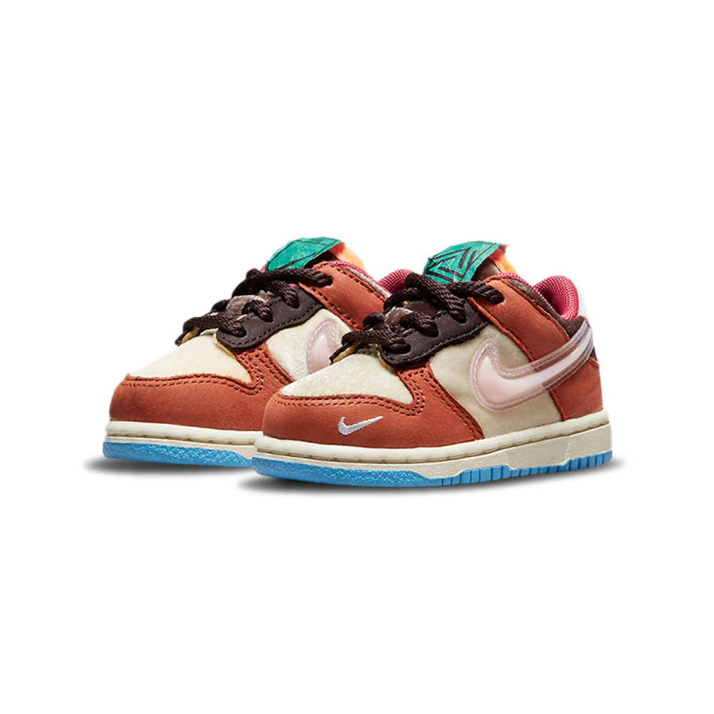 Social Status x Nike Dunk TD