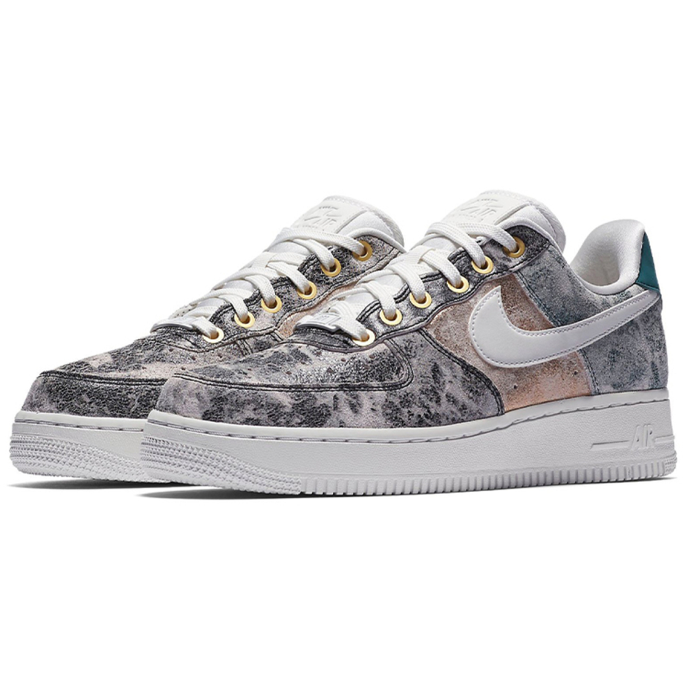Nike Air Force 1 07 LXX