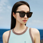【 】 PARZIN