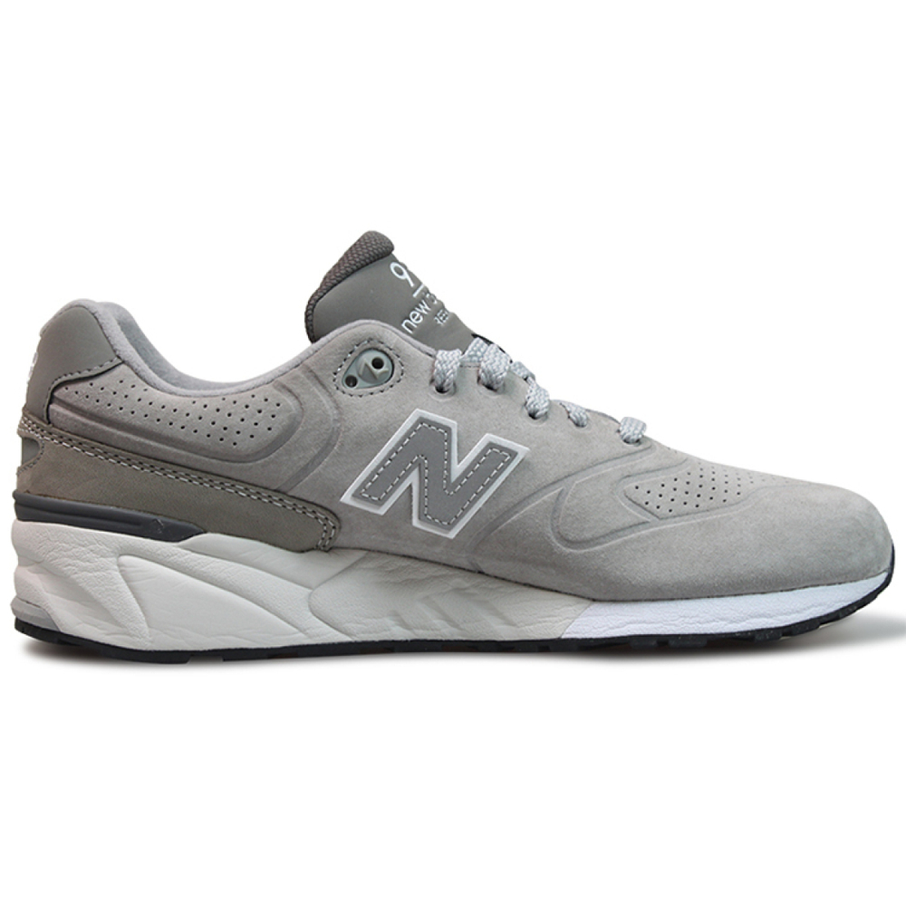 New Balance NB 999