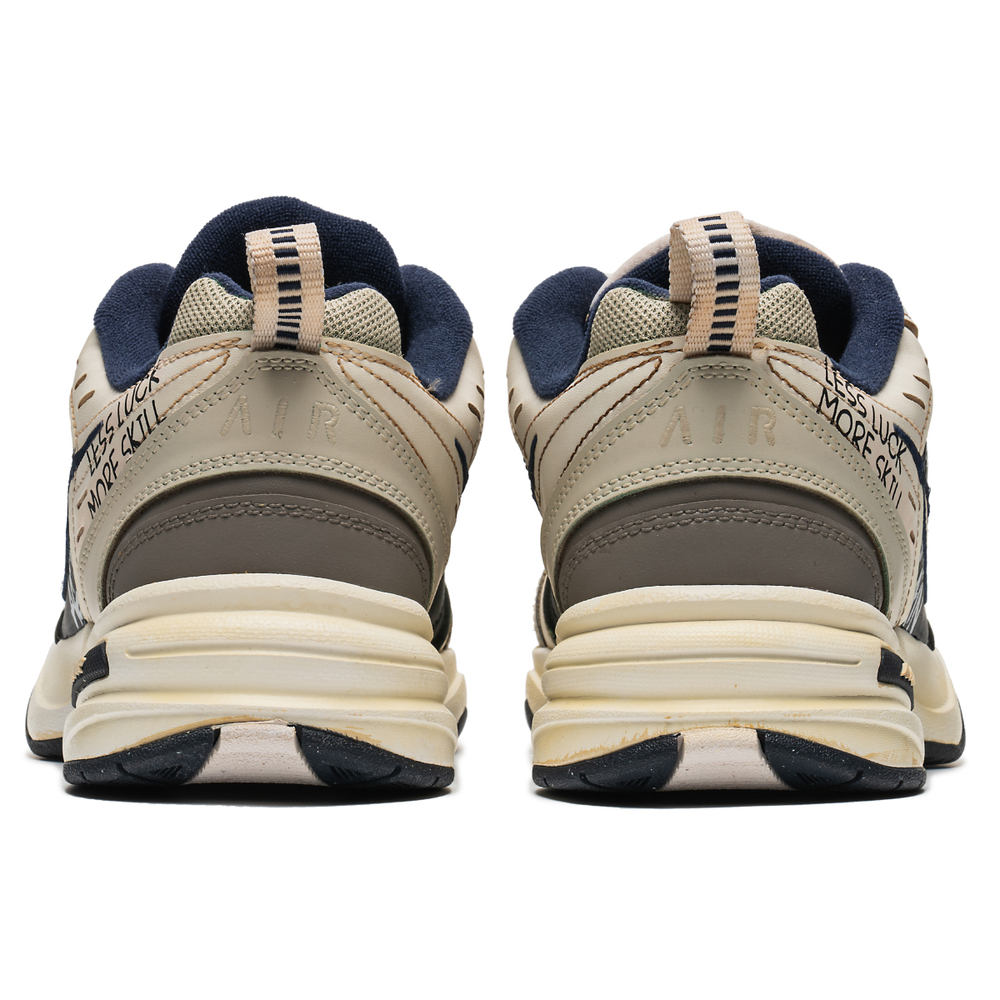 【 】 Nike Air Monarch 4 8M2K