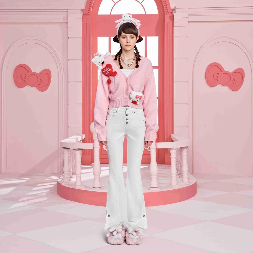 13 DEMARZO x Sanrio/ FW23