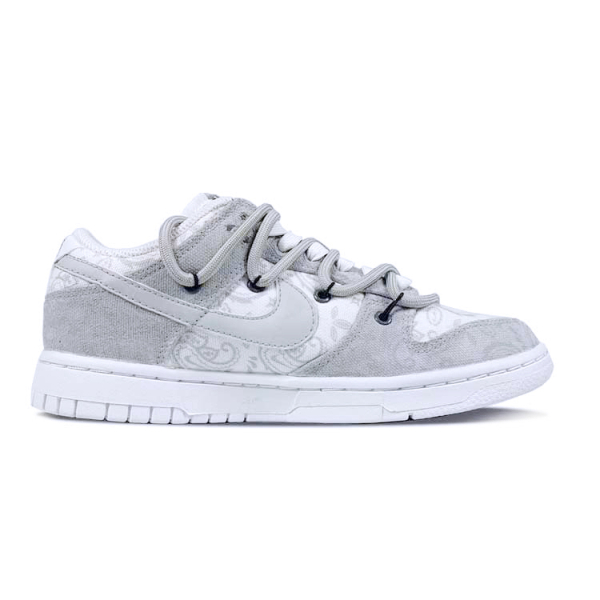 【 】 Nike Dunk ESS