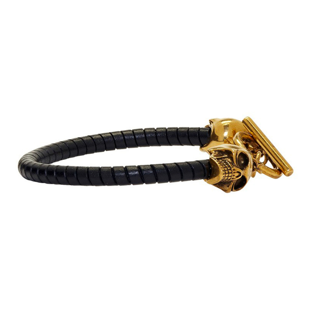 Alexander McQueen · T