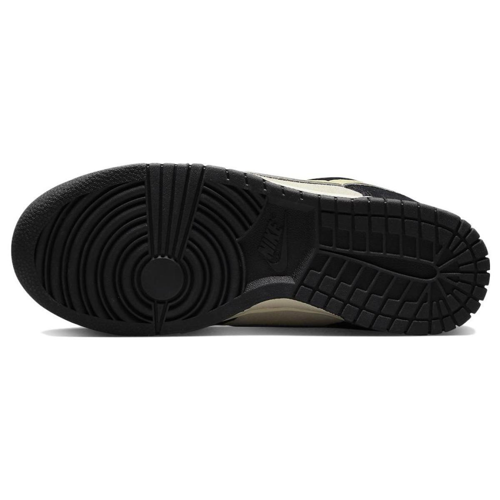 Nike Dunk LX "Black Suede"