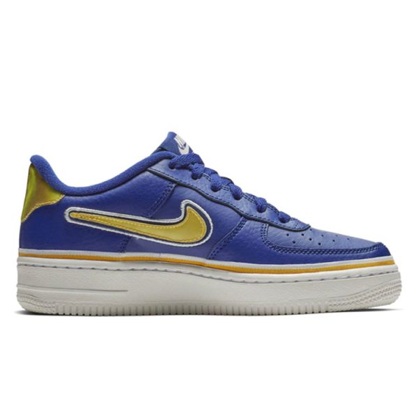 Nike Air Force 1 LV8