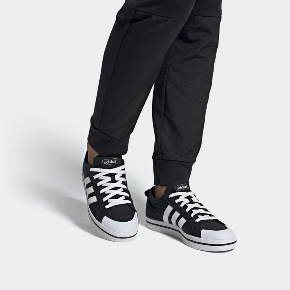 Adidas neo Bravada