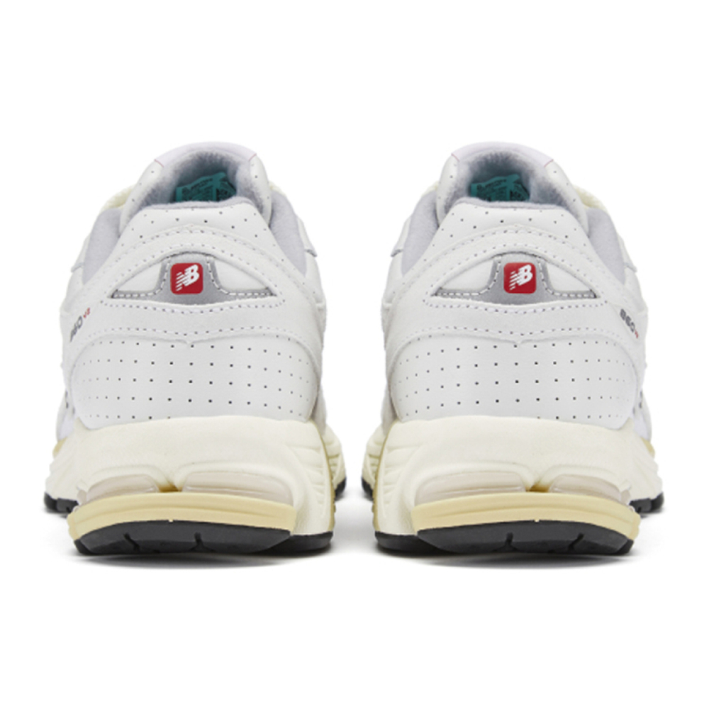 Thisisneverthat x New Balance NB 860 v2