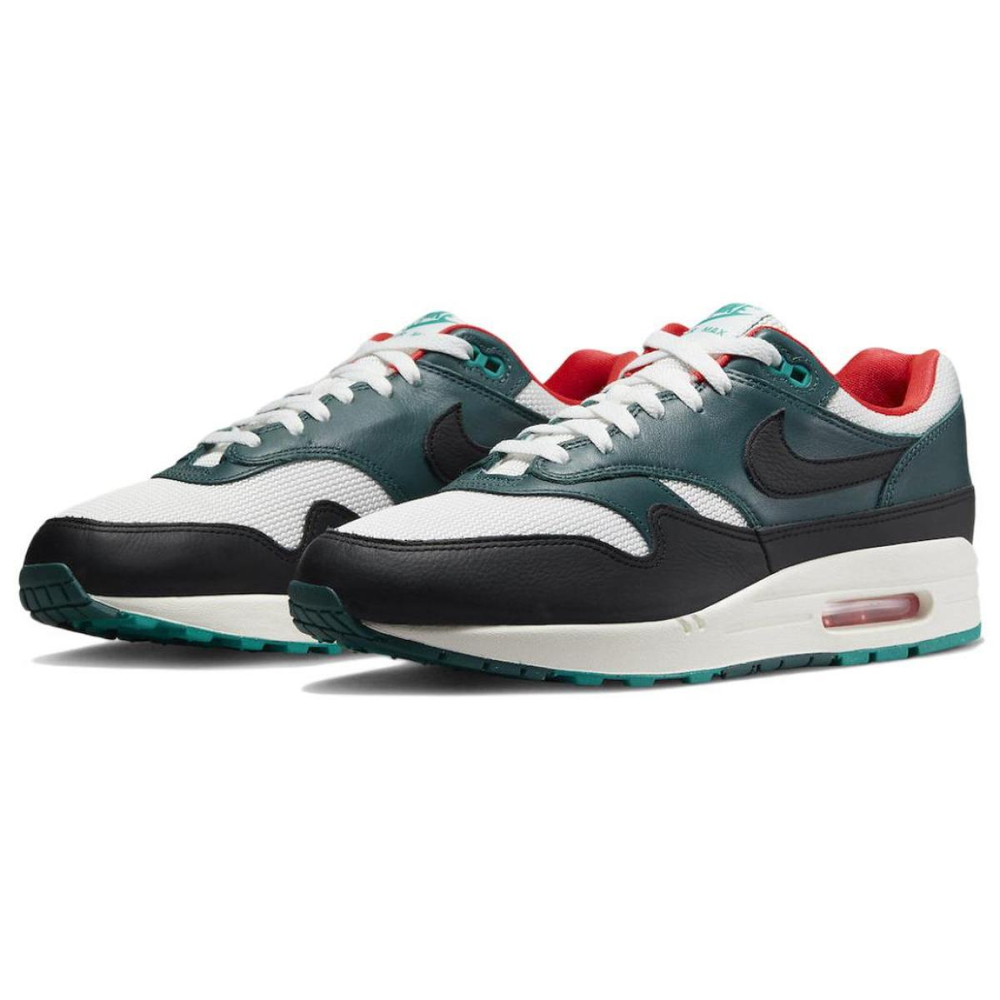 LEBRON x Nike Air Max 1 "Liverpool"