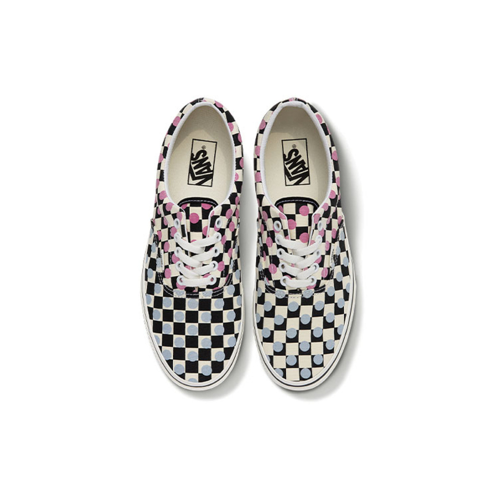 Vans Era