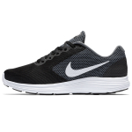 Nike REVOLUTION 3