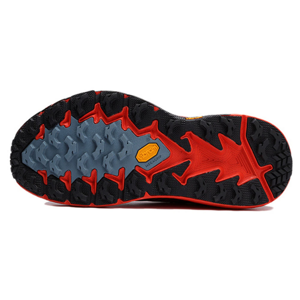 HOKA ONE ONE Speedgoat 4
