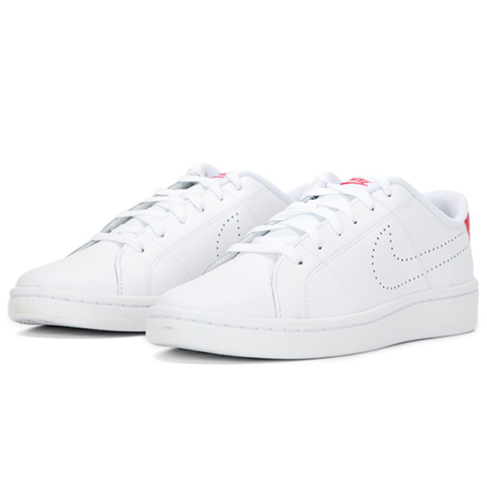 Nike Court Royale 2