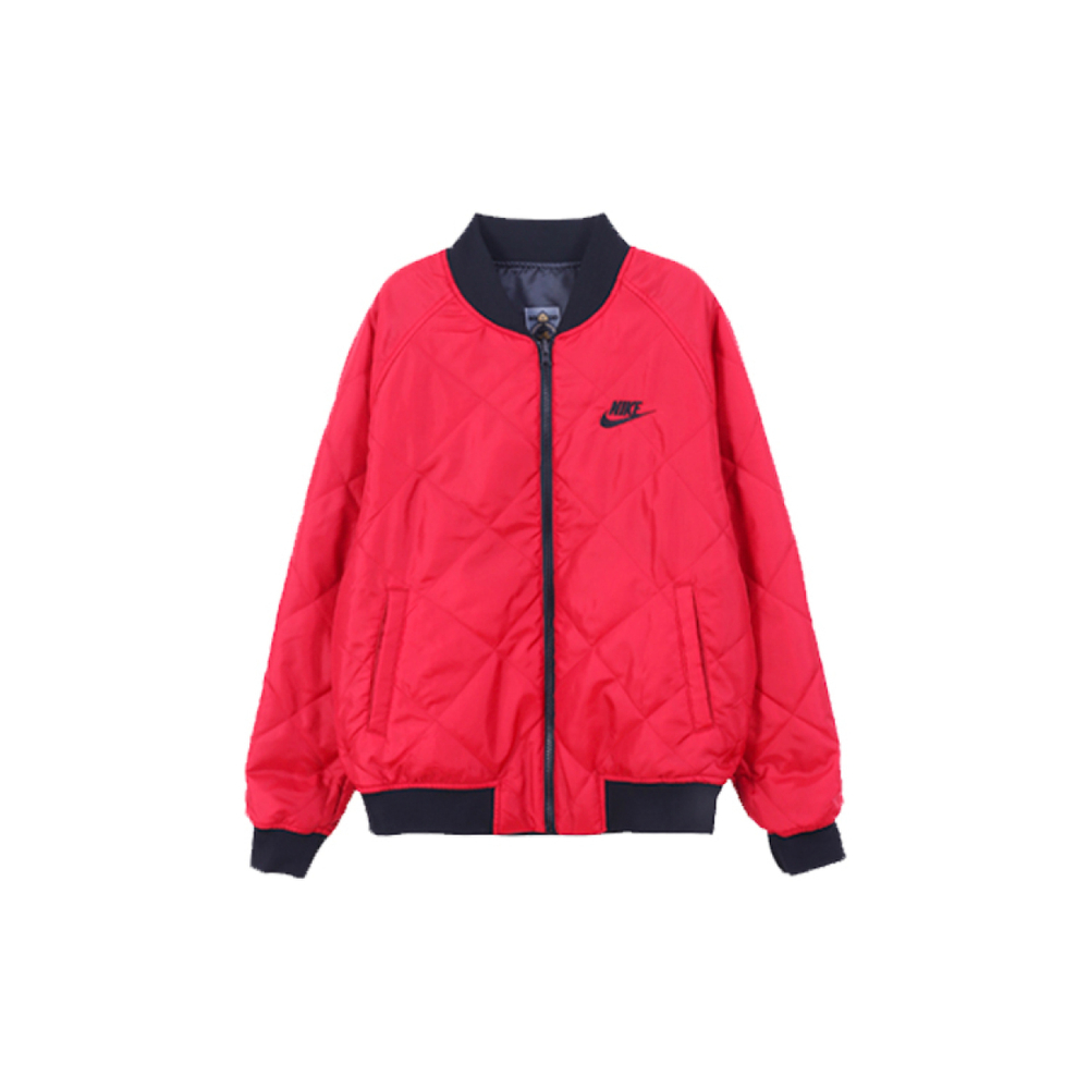 Nike Sportswear Swoosh