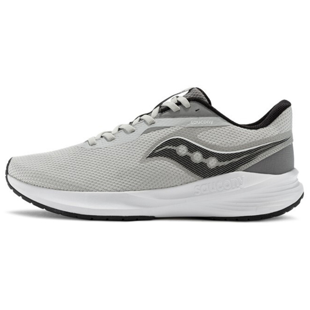 Saucony Striker 2