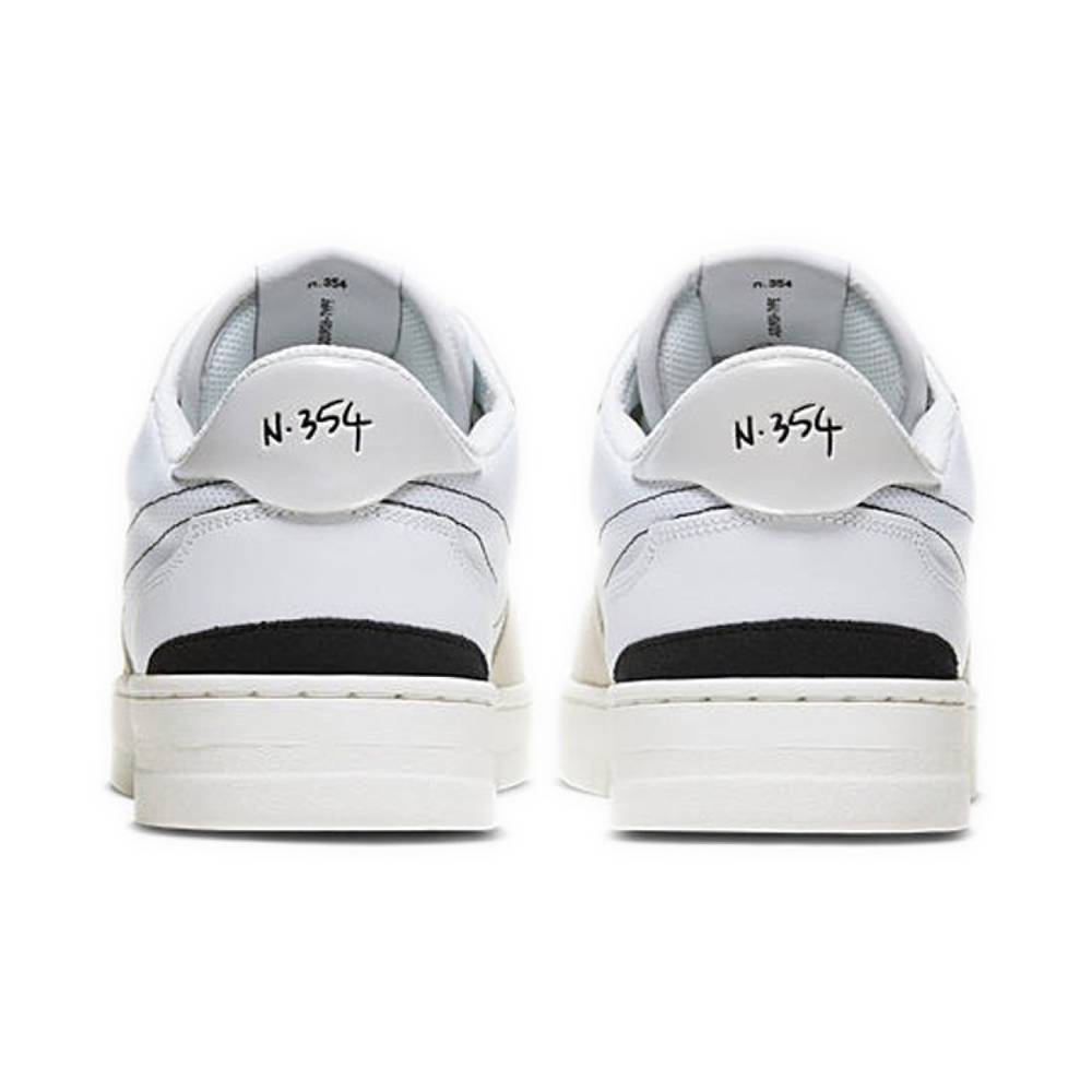 Nike Squash Type