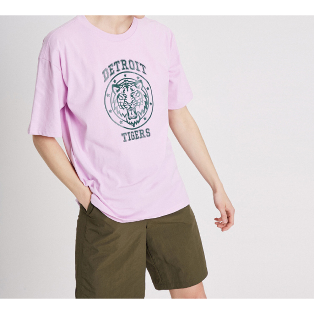 MLB T