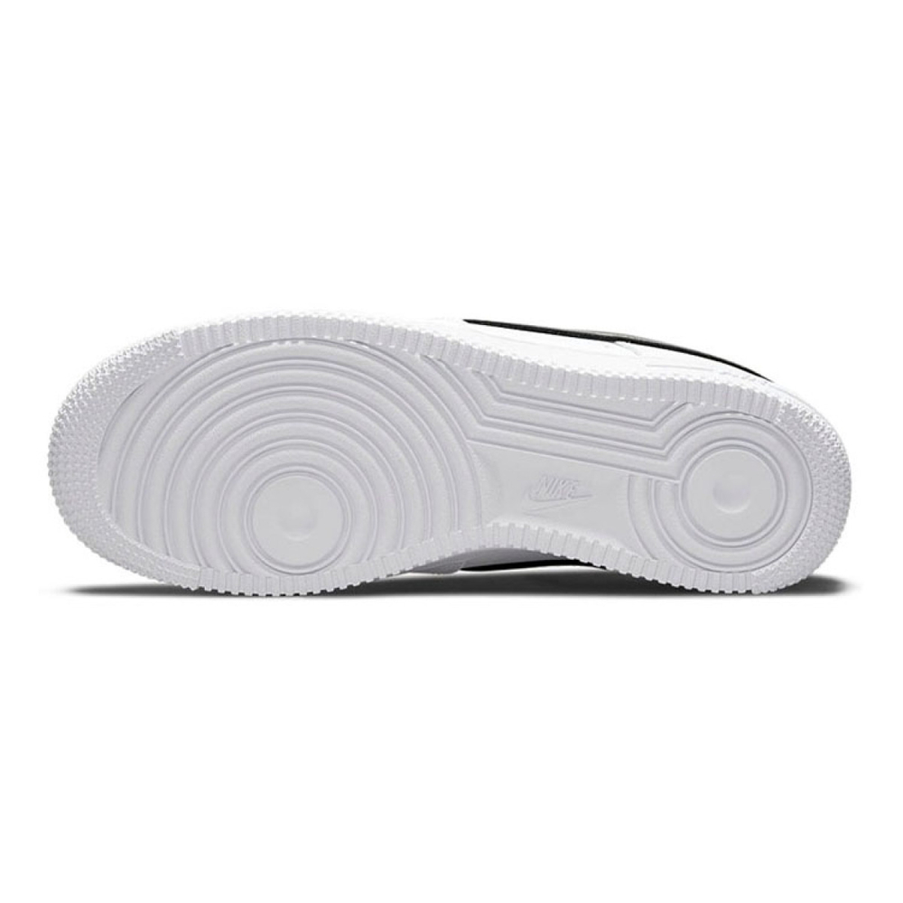 Nike Air Force 1 07 Essential