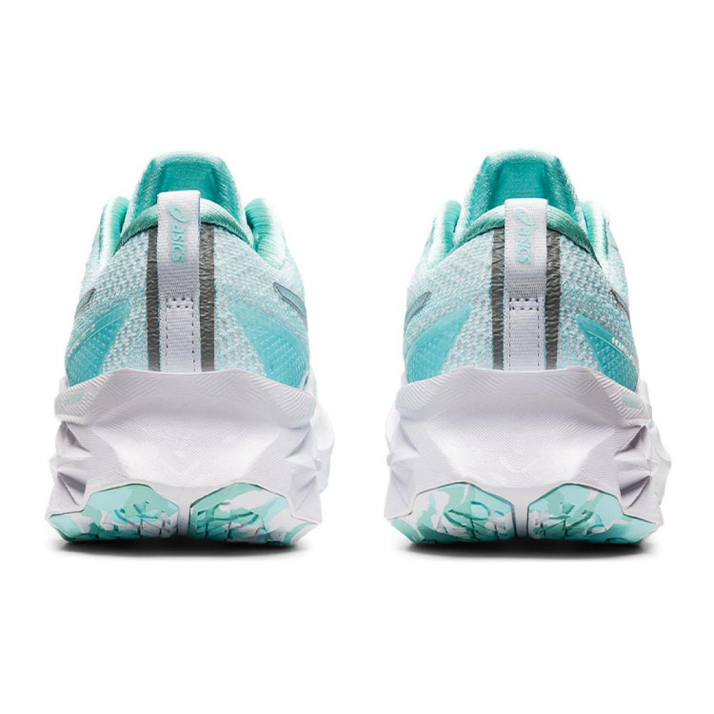Asics Novablast 2