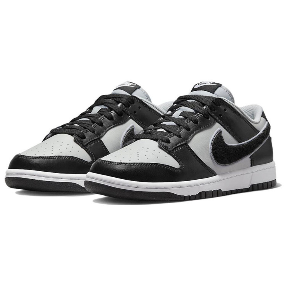 Nike Dunk retro "chenille swoosh"