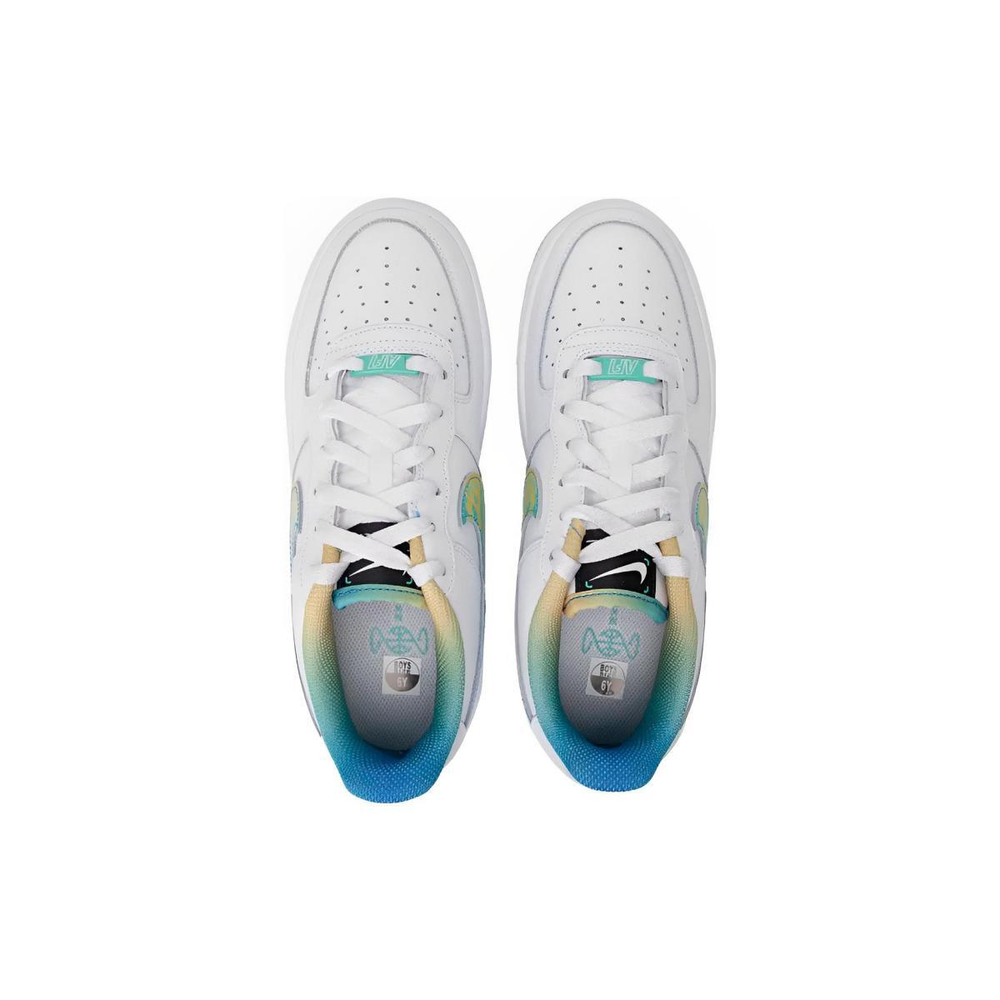 Nike Air Force 1 LV8