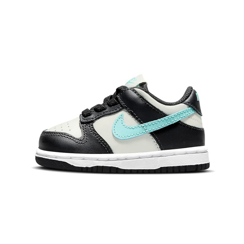 Nike Dunk "Tiffany"