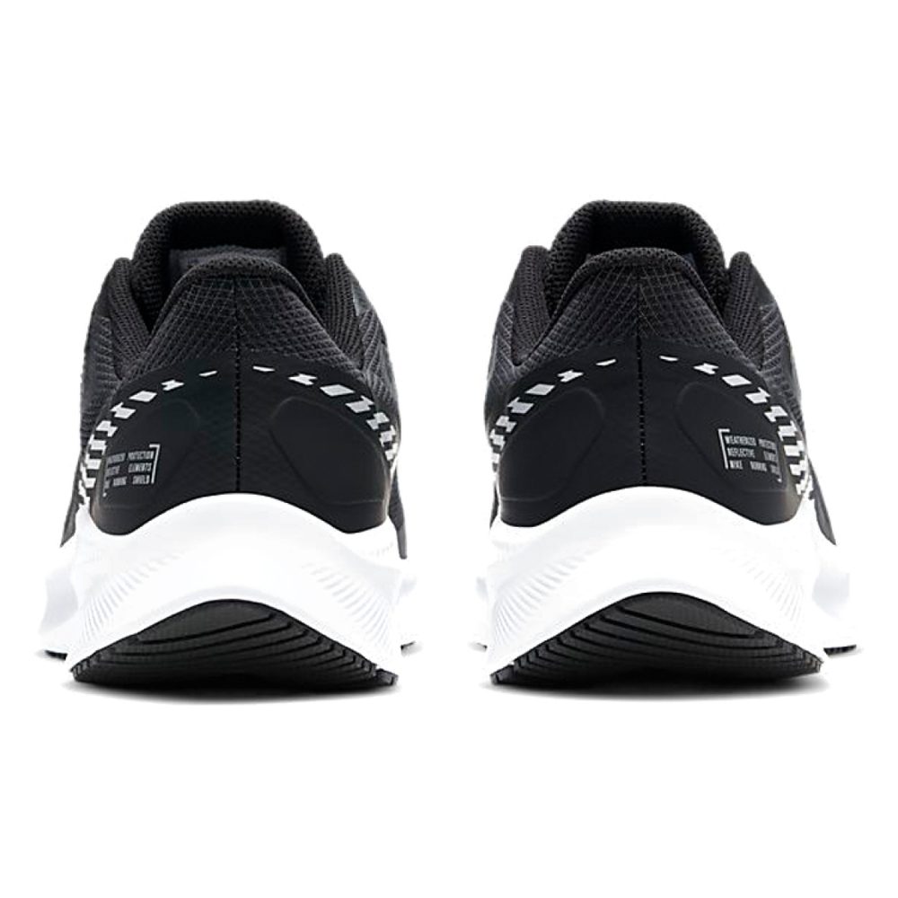 Nike Quest 3 Shield