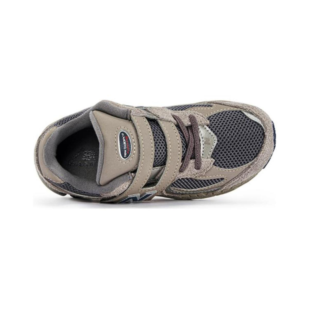 New Balance NB 2002R