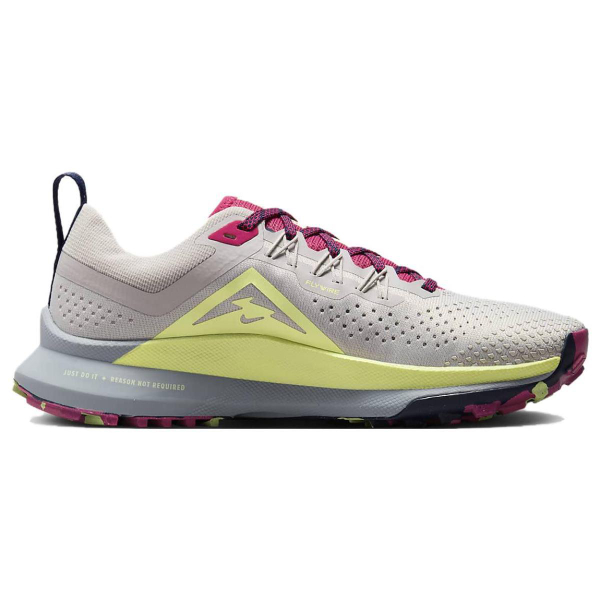 Nike Pegasus Trail 4