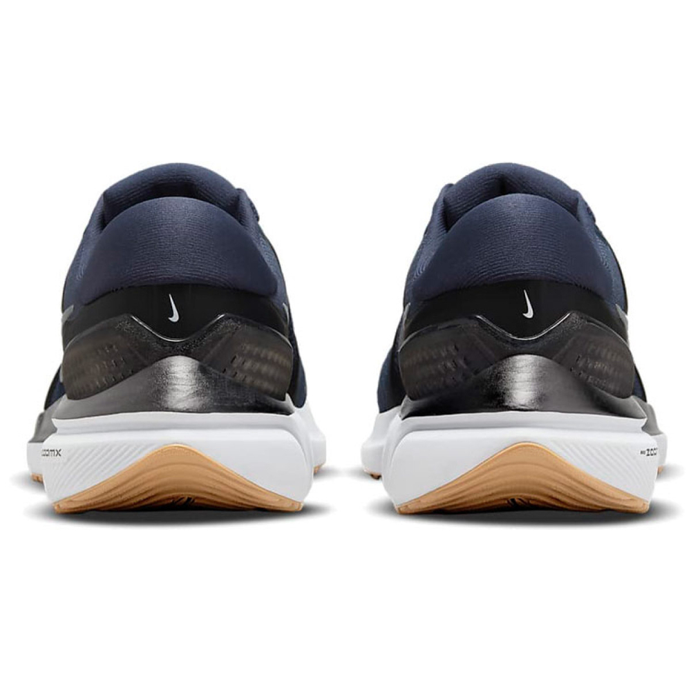 Nike Air Zoom Vomero 16